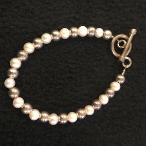 Silpada silver and pearl bracelet